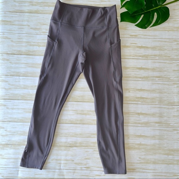 Fabletics High Waisted Legging with Pockets Purple- Small - Picture 1 of 6